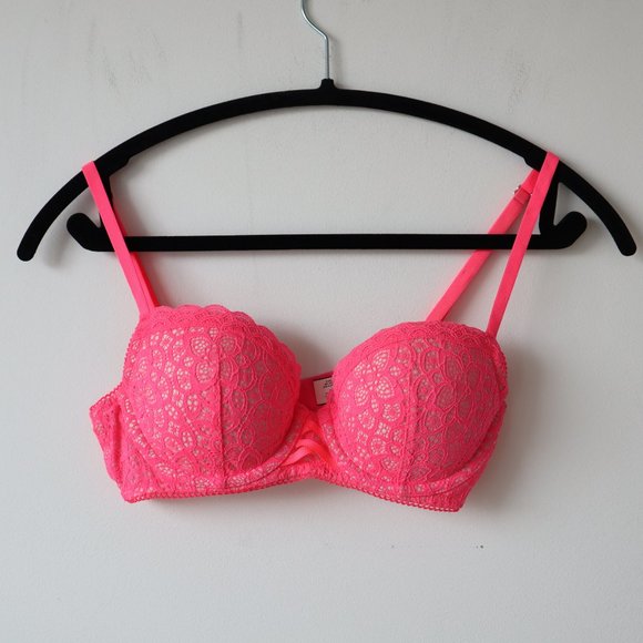Victoria's Secret Pink Padded Bra, Size 32C - Picture 1 of 9